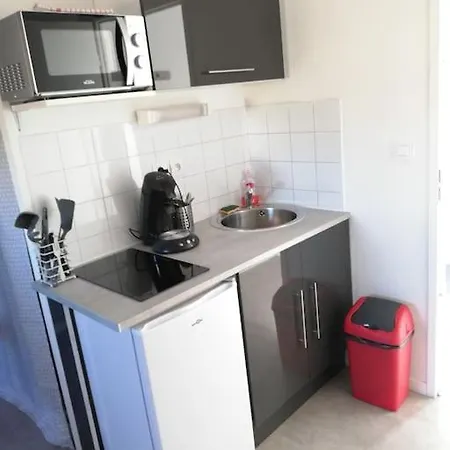 Apartment La Sweet House Rouge* Au Pied Des Remparts *wifi* Avignon